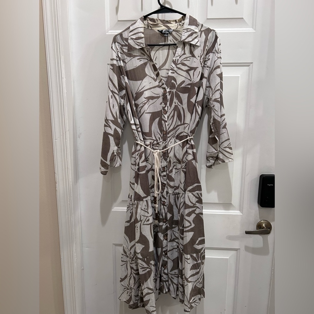 Mlle Gabrielle Tan and White Leaf Print Dress